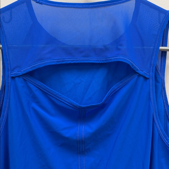 Lululemon Sculpt Tank Top *Cropped in Symphony Blue Sz 8! - Picture 9 of 9